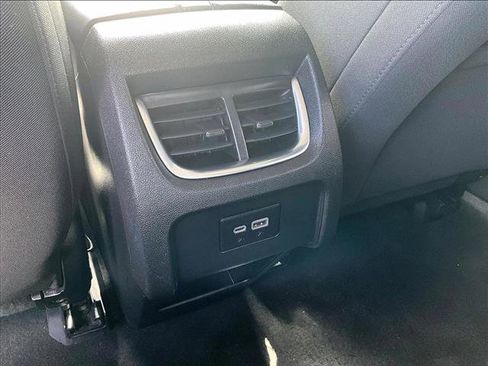 Used 2020 Chevrolet Blazer LT FWD image 24
