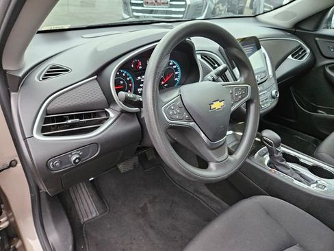 Used 2023 Chevrolet Malibu LT image 16