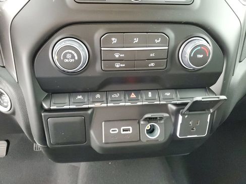 New 2026 Chevrolet Silverado 1500 Custom image 18