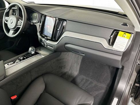 Used 2025 Volvo XC60 B5 Plus w/ Protection Package Premier image 24