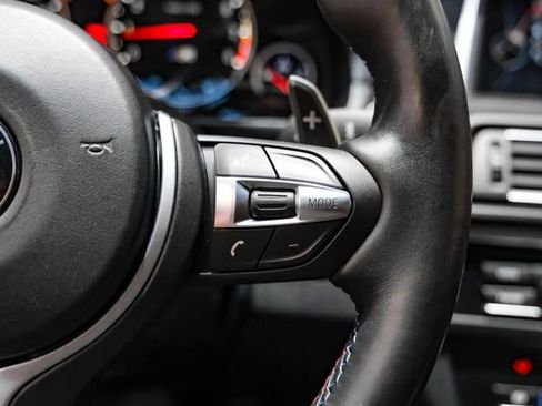 Used 2015 BMW M5 Base image 22