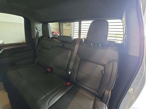 Certified 2026 GMC Sierra 2500 Denali w/ LPO, Black Badging Package AWD/4WD image 22