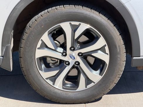 Used 2020 Subaru Outback Limited w/ Popular Package #2 AWD/4WD image 6