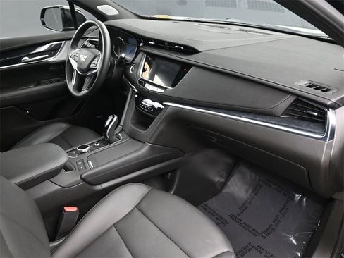 Certified 2024 Cadillac XT5 Premium Luxury image 11
