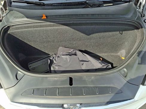 Used 2021 Tesla Model X Long Range image 38