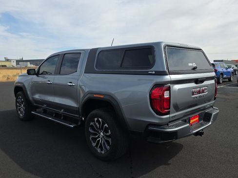 Used 2023 GMC Canyon Denali AWD/4WD image 6