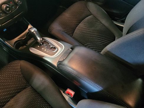 Used 2018 Dodge Journey SE w/ Popular Equipment Group image 26