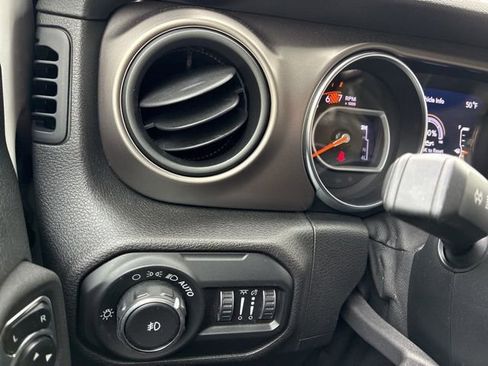 Used 2020 Jeep Wrangler Unlimited Sport S image 51