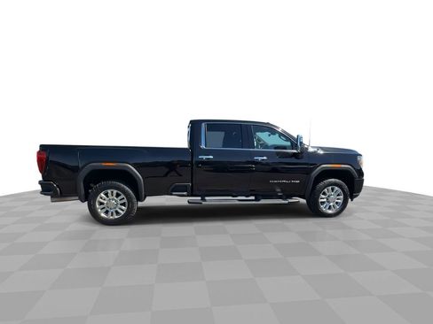 Used 2022 GMC Sierra 3500 Denali w/ Denali Ultimate Package AWD/4WD image 2