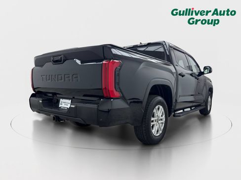 Used 2022 Toyota Tundra SR5 w/ Convenience Package RWD image 8
