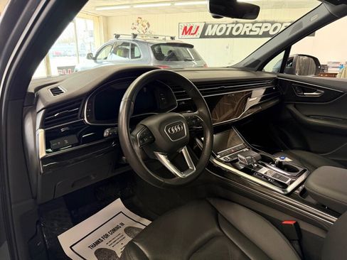 Used 2021 Audi Q7 3.0T Premium Plus w/ Executive Package image 16
