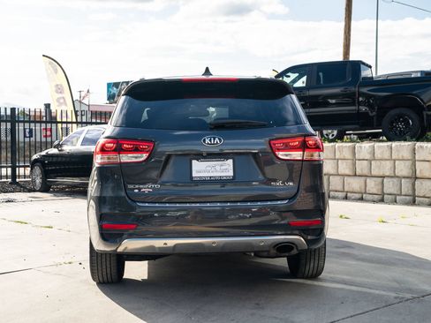 Used 2018 Kia Sorento SX AWD/4WD image 6