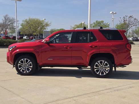 Certified 2025 Toyota 4Runner Limited image 4