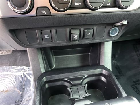 Used 2021 Toyota Tacoma SR5 image 22