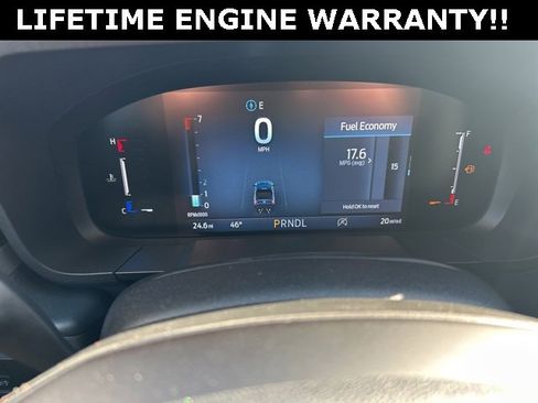 New 2025 Ford Maverick XLT w/ XLT Luxury Package image 16