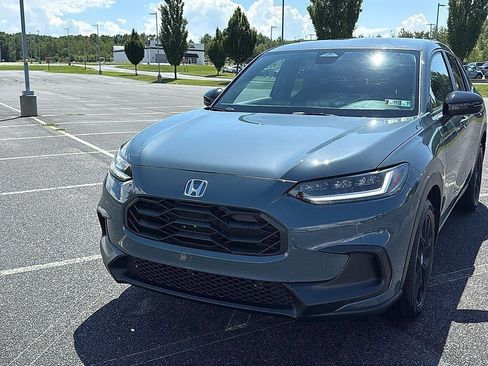 Used 2024 Honda HR-V Sport image 15