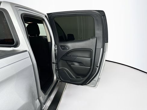 Used 2020 Chevrolet Colorado LT w/ LT Convenience Package image 27