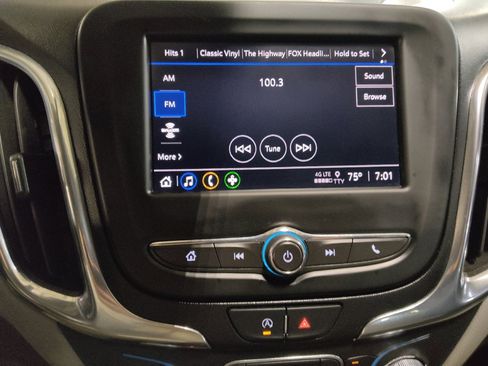 Used 2022 Chevrolet Equinox LS w/ LS Convenience Package image 25