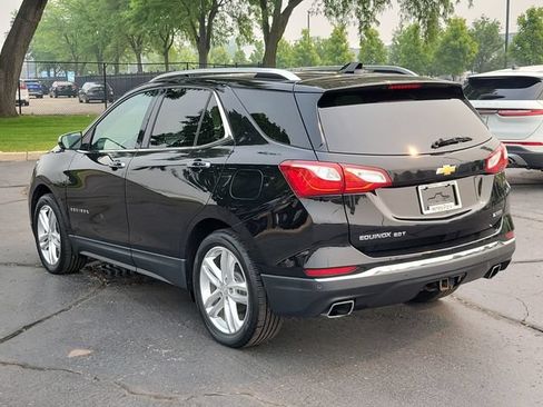 Used 2018 Chevrolet Equinox Premier FWD image 3