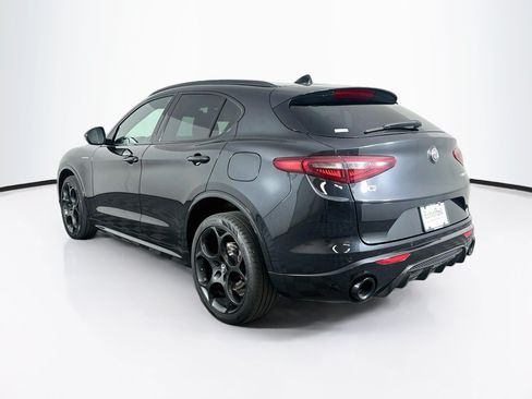 Used 2022 Alfa Romeo Stelvio Veloce AWD/4WD image 5