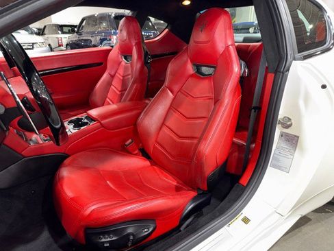 Used 2015 Maserati GranTurismo Sport image 50