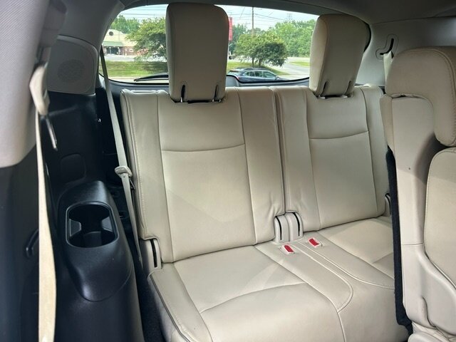 Used 2019 INFINITI QX60 Luxe w/ Essential Package AWD/4WD image 26