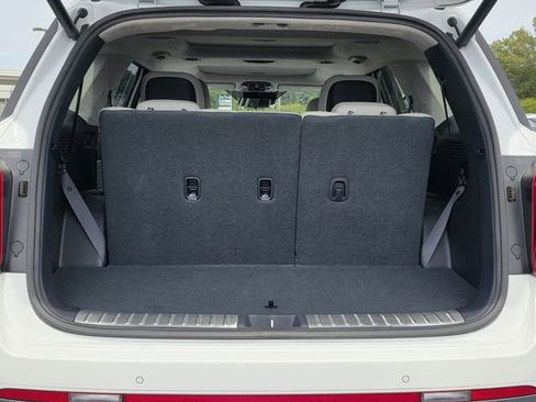 Used 2023 Hyundai Palisade Calligraphy image 33