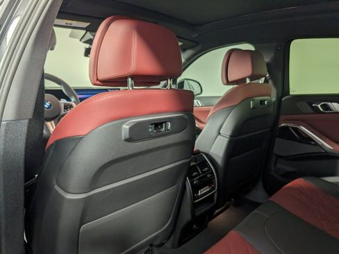 New 2026 BMW X6 xDrive40i w/ Climate Comfort Package image 14