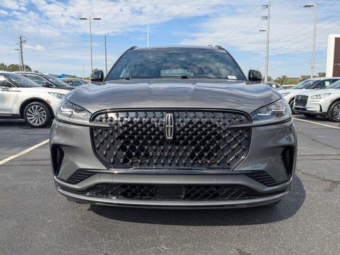 New 2025 Lincoln Aviator Black Label w/ Black Label Special Edition AWD/4WD image 9