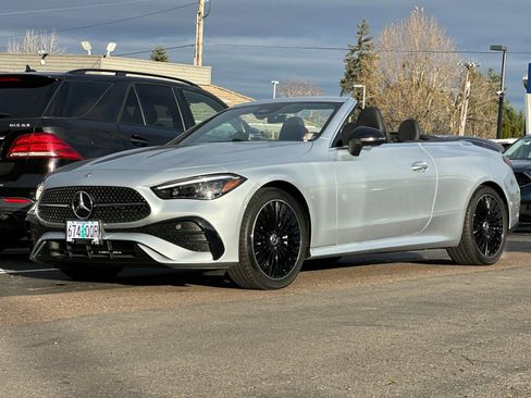 Certified 2025 Mercedes-Benz CLE 300 4MATIC Cabriolet image 9