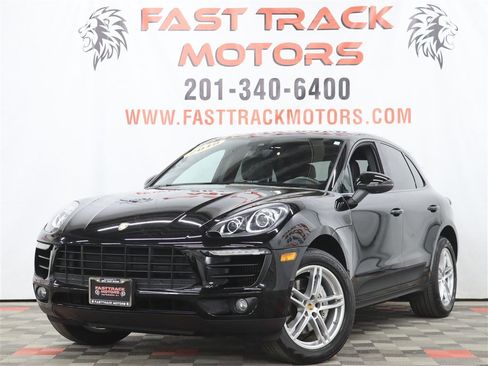 Used 2018 Porsche Macan S AWD/4WD image 1