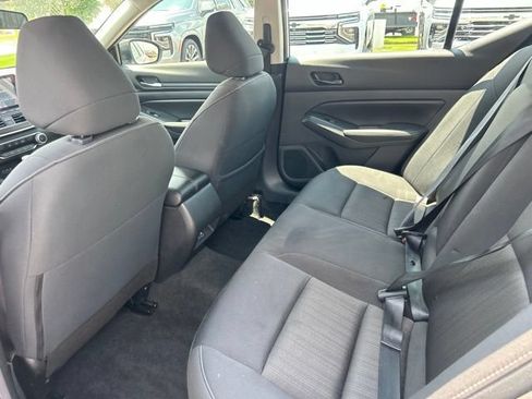 Used 2024 Nissan Altima 2.5 SV FWD image 27