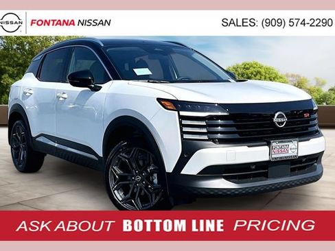 New 2026 Nissan Kicks SR FWD image 1