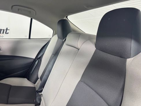 Used 2026 Toyota Corolla LE FWD image 11