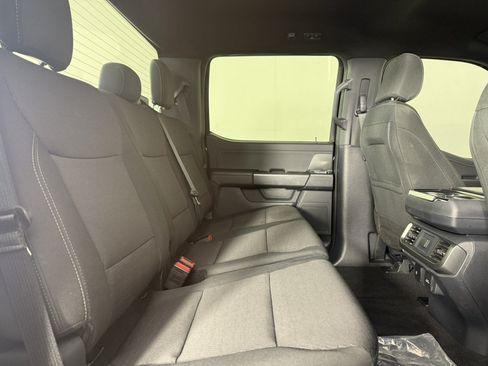 Used 2024 Ford F150 XLT w/ XLT Black Appearance Package AWD/4WD image 13