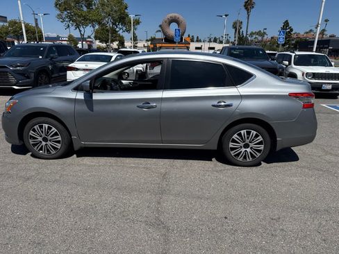 Used 2014 Nissan Sentra SV FWD image 24