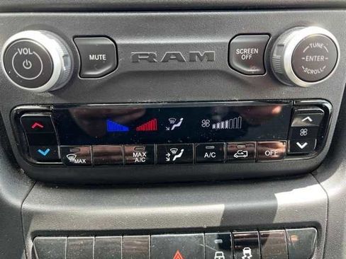 Used 2023 RAM ProMaster 2500 image 24