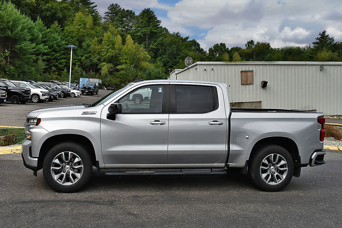 Used 2021 Chevrolet Silverado 1500 RST w/ Z71 Off-Road Package AWD/4WD image 4