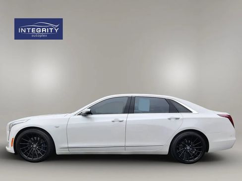Used 2018 Cadillac CT6 Luxury AWD/4WD image 6