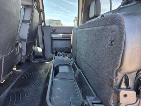 Used 2015 Ford F350 Lariat w/ Lariat Interior Package AWD/4WD image 31