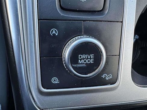 Used 2021 Ford Explorer XLT w/ Equipment Group 202A image 43