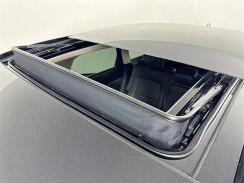 Used 2025 Lincoln Corsair Reserve w/ Equipment Group 202A image 42