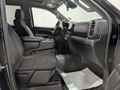 Used 2023 GMC Sierra 1500 Elevation image 18