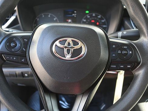 Certified 2024 Toyota Corolla LE image 30