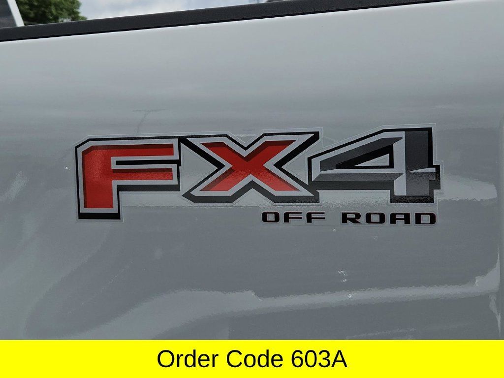 New 2026 Ford F250 XLT w/ XLT Premium Package AWD/4WD image 9