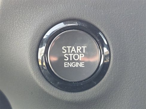 Used 2024 Lexus GX 550 w/ Cold Area Package image 21