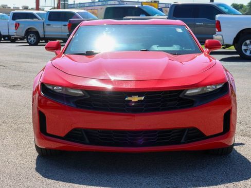 Used 2019 Chevrolet Camaro LT RWD image 2