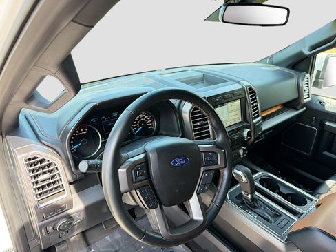 Used 2017 Ford F150 Limited w/ Trailer Tow Package image 23