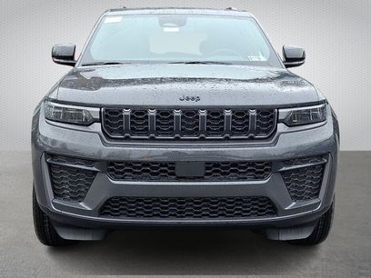 New 2026 Jeep Grand Cherokee Altitude