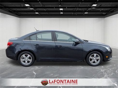 Used 2014 Chevrolet Cruze LT image 6